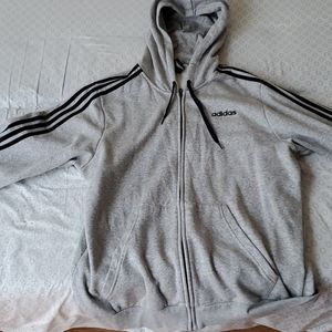 Adidas Sweatshirt